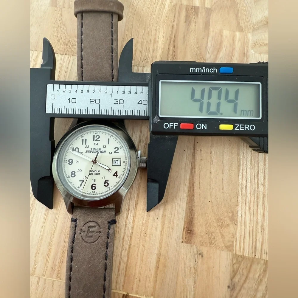 Timex expedition men’s brown leather casual field watch NEW BATTERY